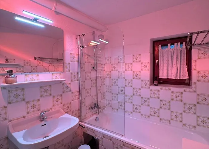 Nockstern Huette * Ebene Reichenau